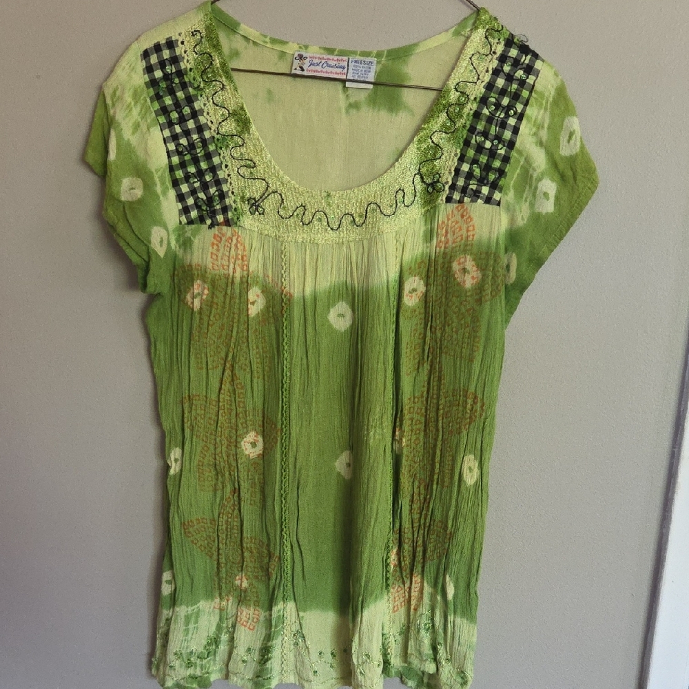 Boho Green Tie-Dye Scoop Neck Women’s Top